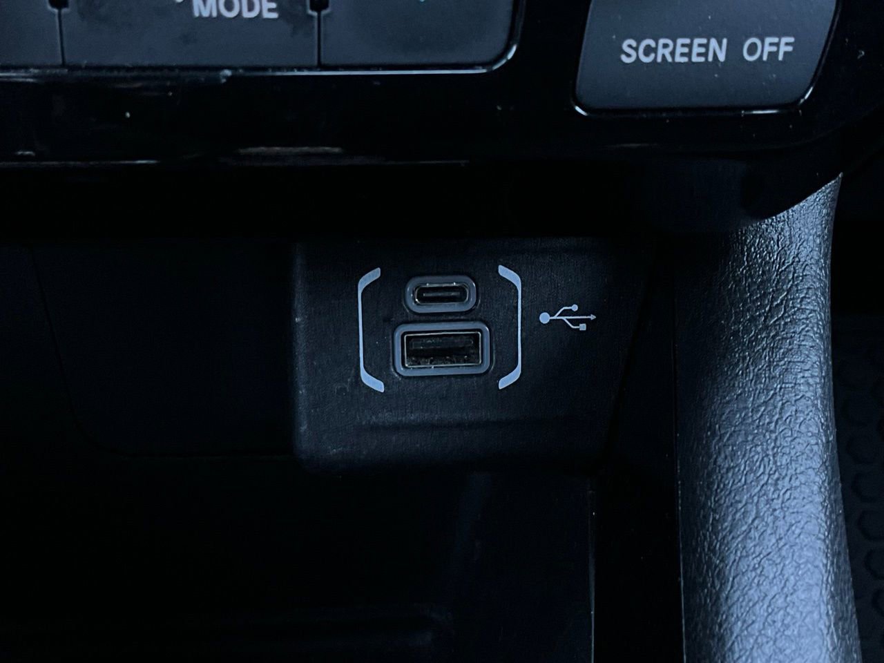 Used 2025 Jeep Compass Trailhawk image 25