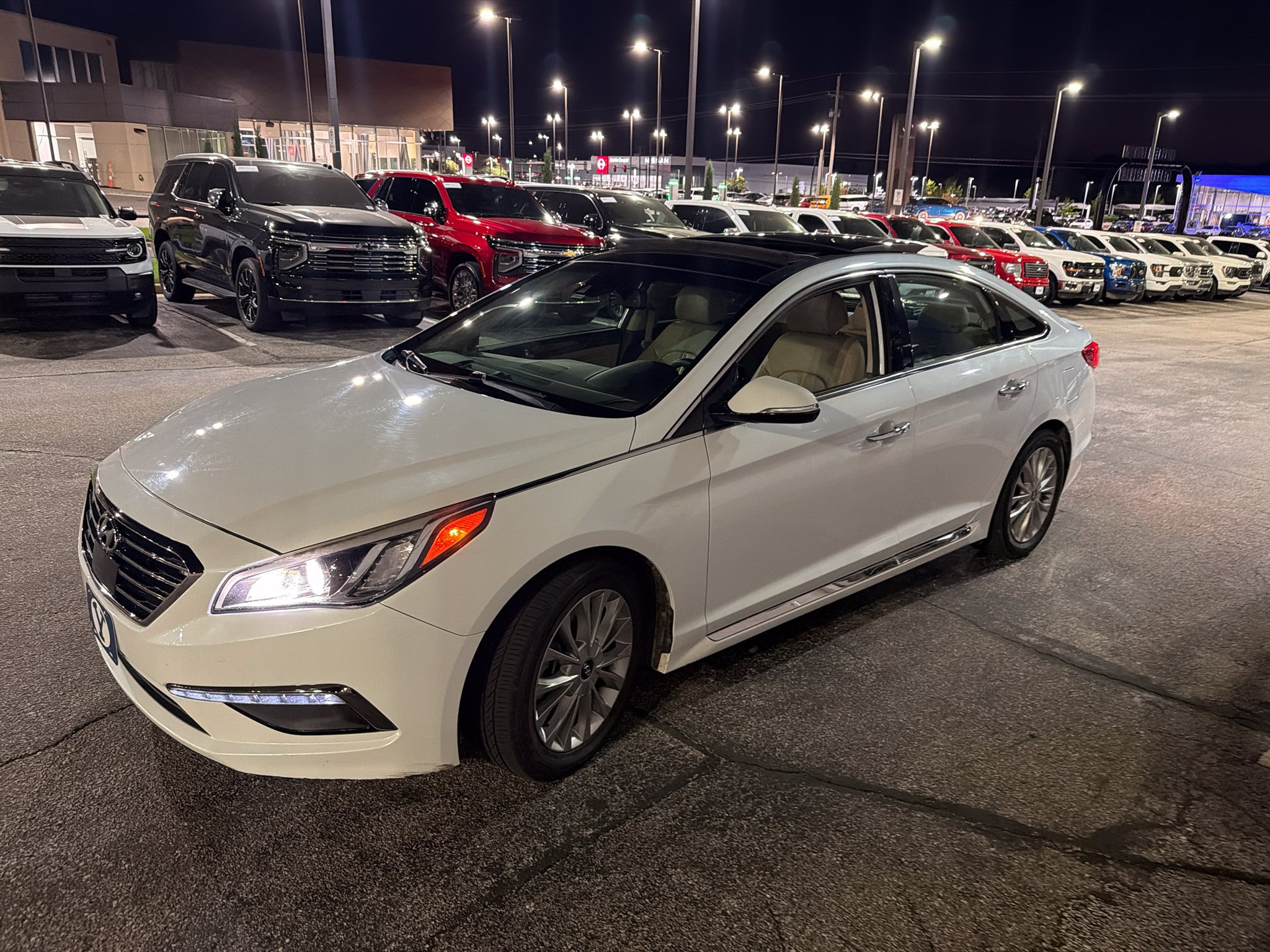 Used 2015 Hyundai Sonata Limited w/ Option Group 06