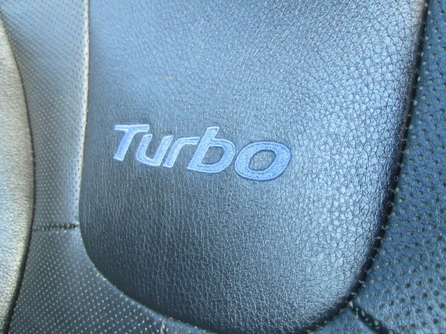 Used 2014 Hyundai Veloster Turbo FWD image 13