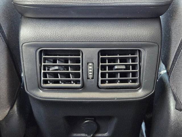 Used 2023 Toyota RAV4 LE FWD image 15