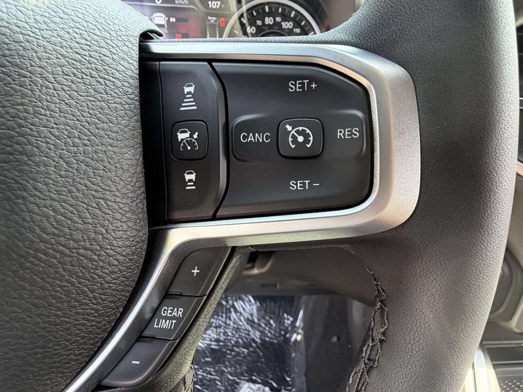 New 2026 RAM 2500 Big Horn AWD/4WD image 22