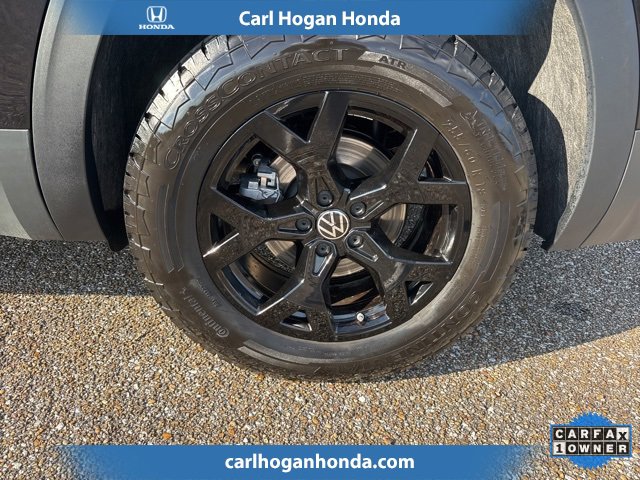 Used 2025 Volkswagen Atlas Peak Edition SE image 9