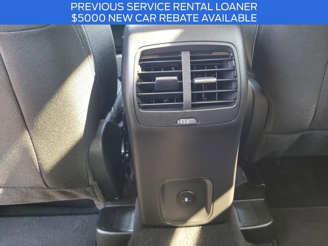 Used 2025 Ford Escape Active FWD image 13
