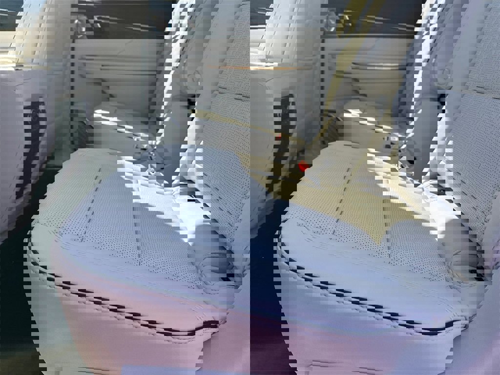 New 2026 Buick Enclave Avenir w/ Super Cruise Package image 21