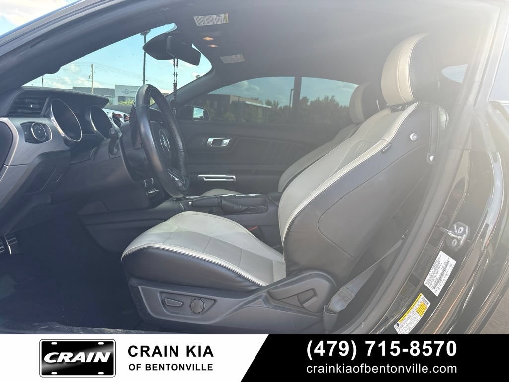 Used 2021 Ford Mustang Premium RWD image 8