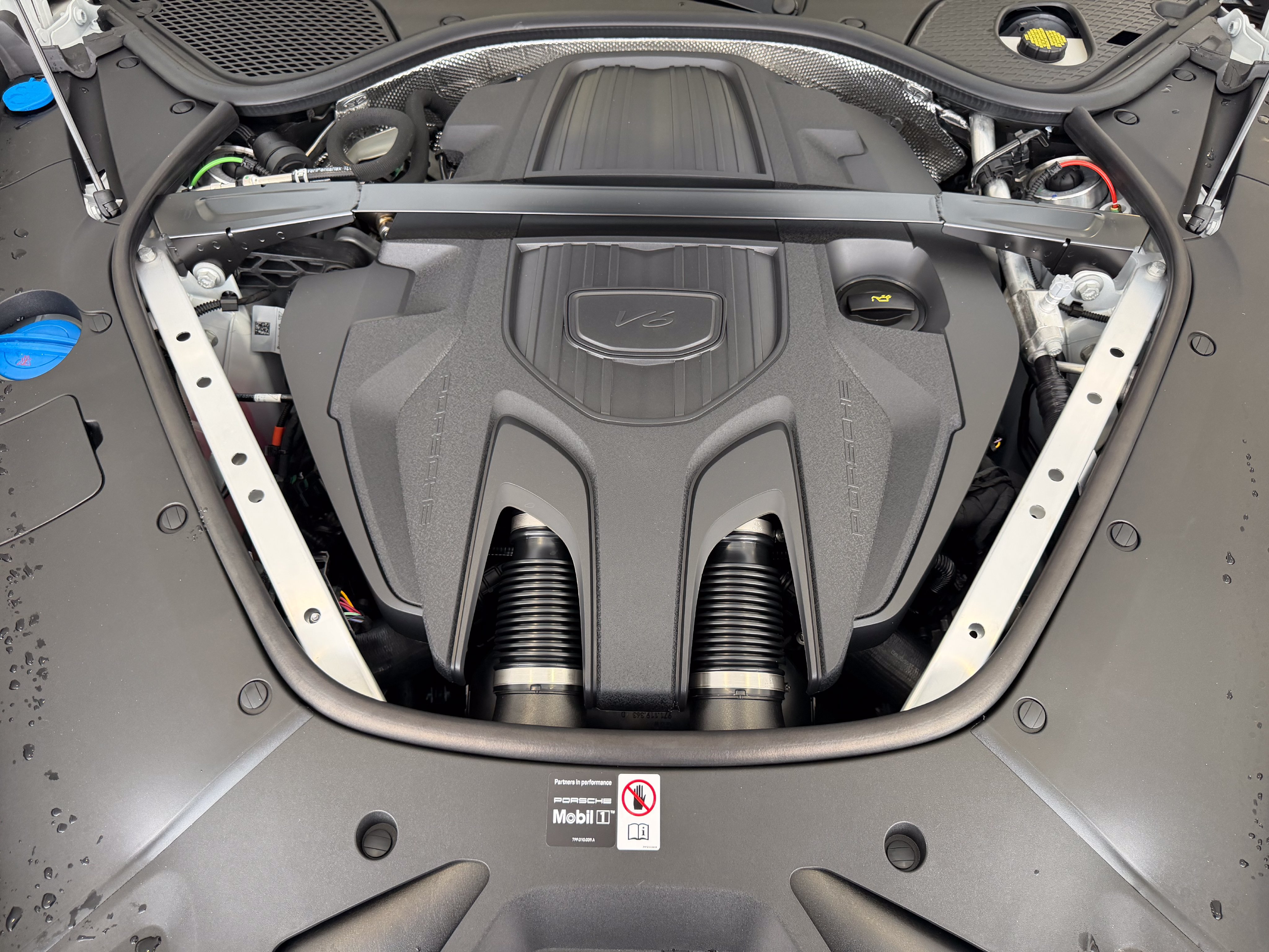 New 2026 Porsche Panamera 4 AWD/4WD image 28