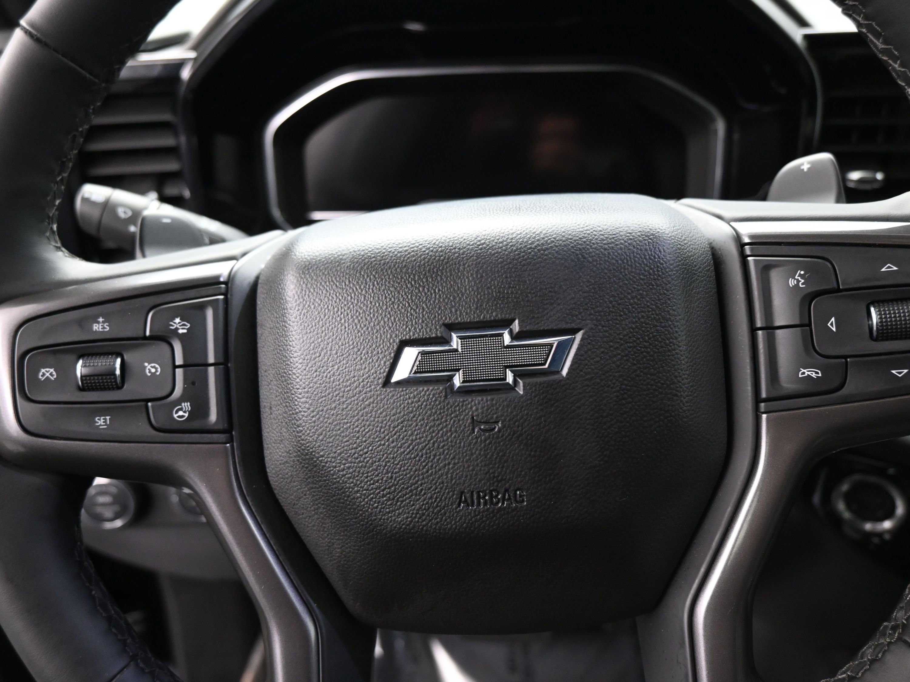 Certified 2025 Chevrolet Silverado 1500 ZR2 w/ Technology Package image 17