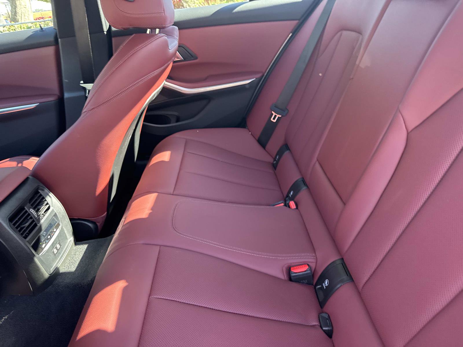 Certified 2025 BMW 330i Sedan w/ Premium Package image 13