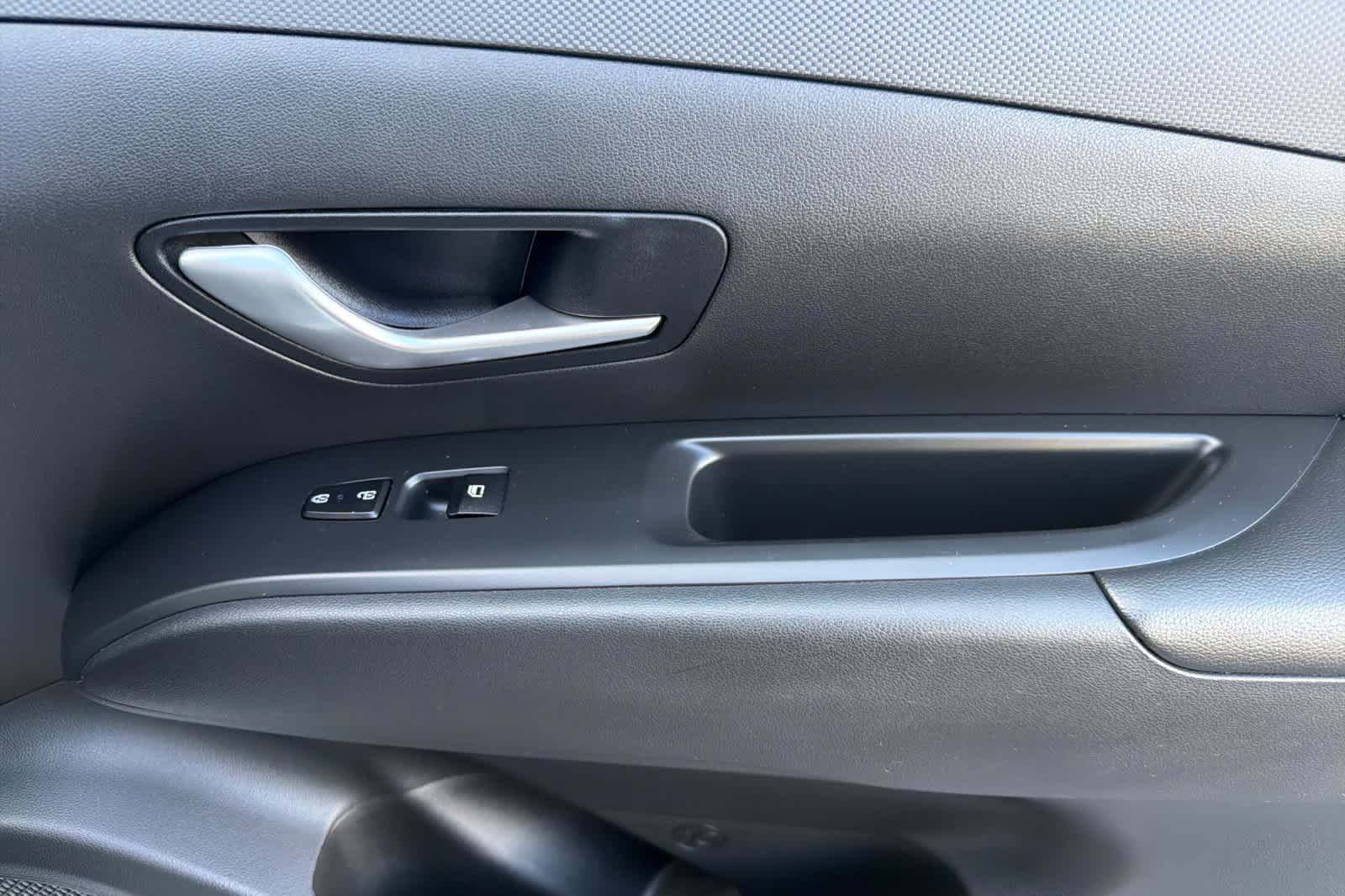 Used 2023 Hyundai Tucson SE FWD image 18