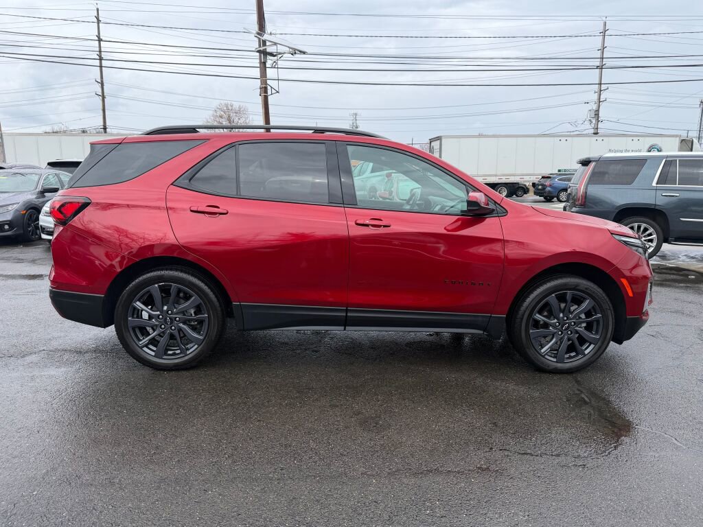 Used 2024 Chevrolet Equinox RS AWD/4WD image 8