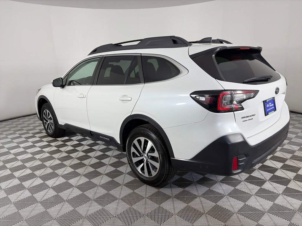 Used 2022 Subaru Outback Premium AWD/4WD image 5