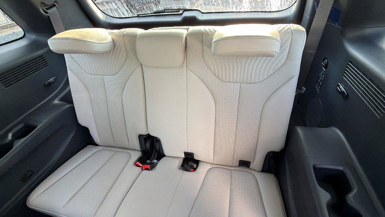 Used 2025 Hyundai Palisade Calligraphy FWD image 25