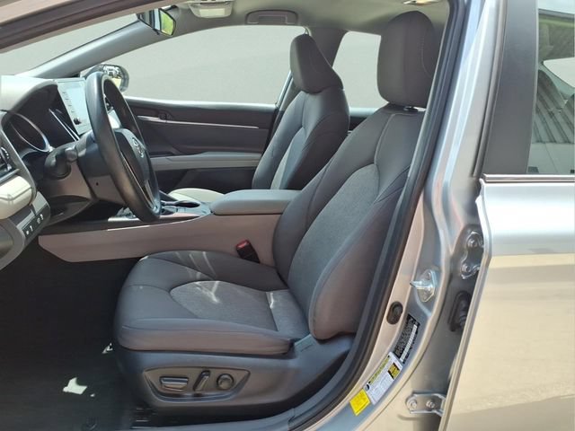 Used 2023 Toyota Camry LE FWD image 12