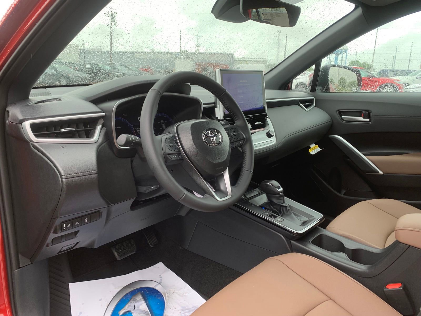 New 2026 Toyota Corolla Cross XLE w/ Black Badges Package (TMS) FWD image 9