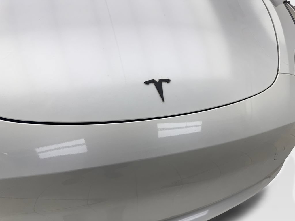 Used 2023 Tesla Model Y Long Range AWD/4WD image 24
