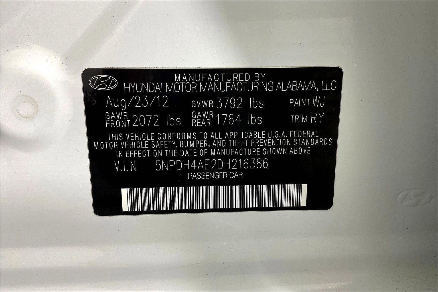 Used 2013 Hyundai Elantra Limited FWD image 17