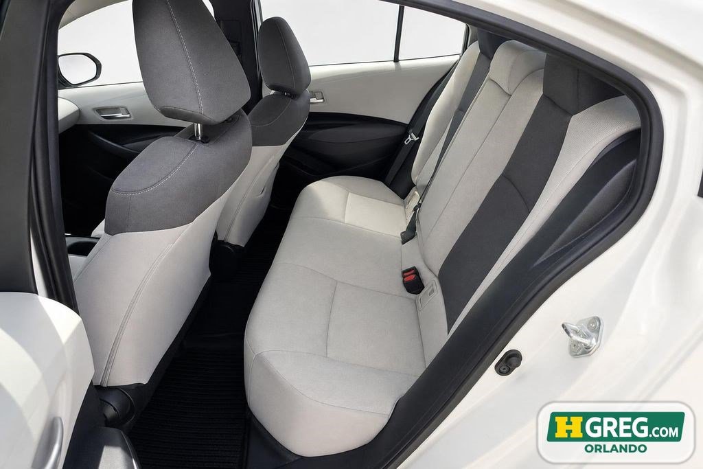 Used 2020 Toyota Corolla LE FWD image 16
