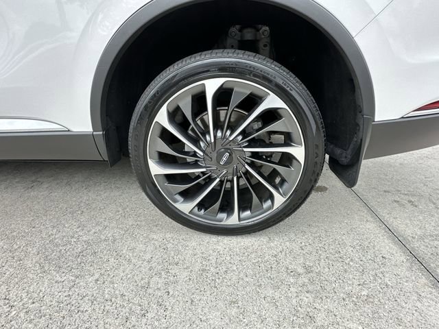 Used 2021 Lincoln Aviator Reserve w/ Equipment Group 202A image 18