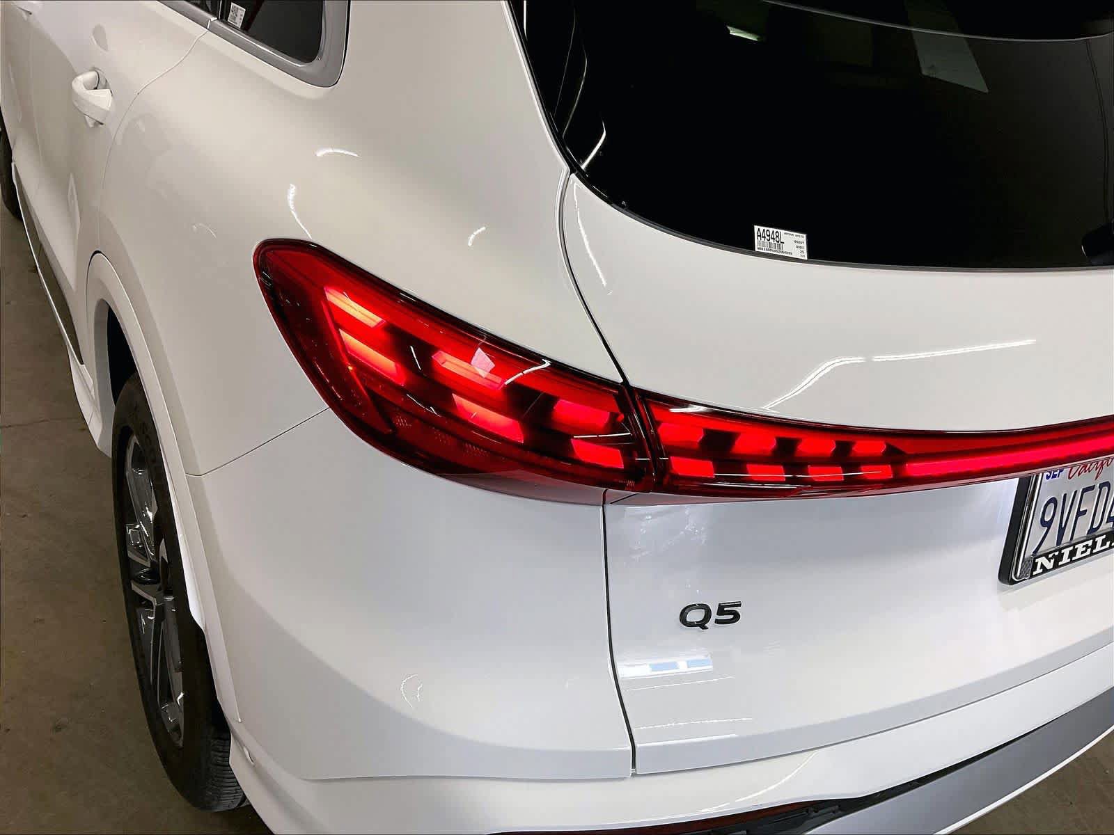 Certified 2025 Audi Q5 Premium w/ Convenience Package AWD/4WD image 30