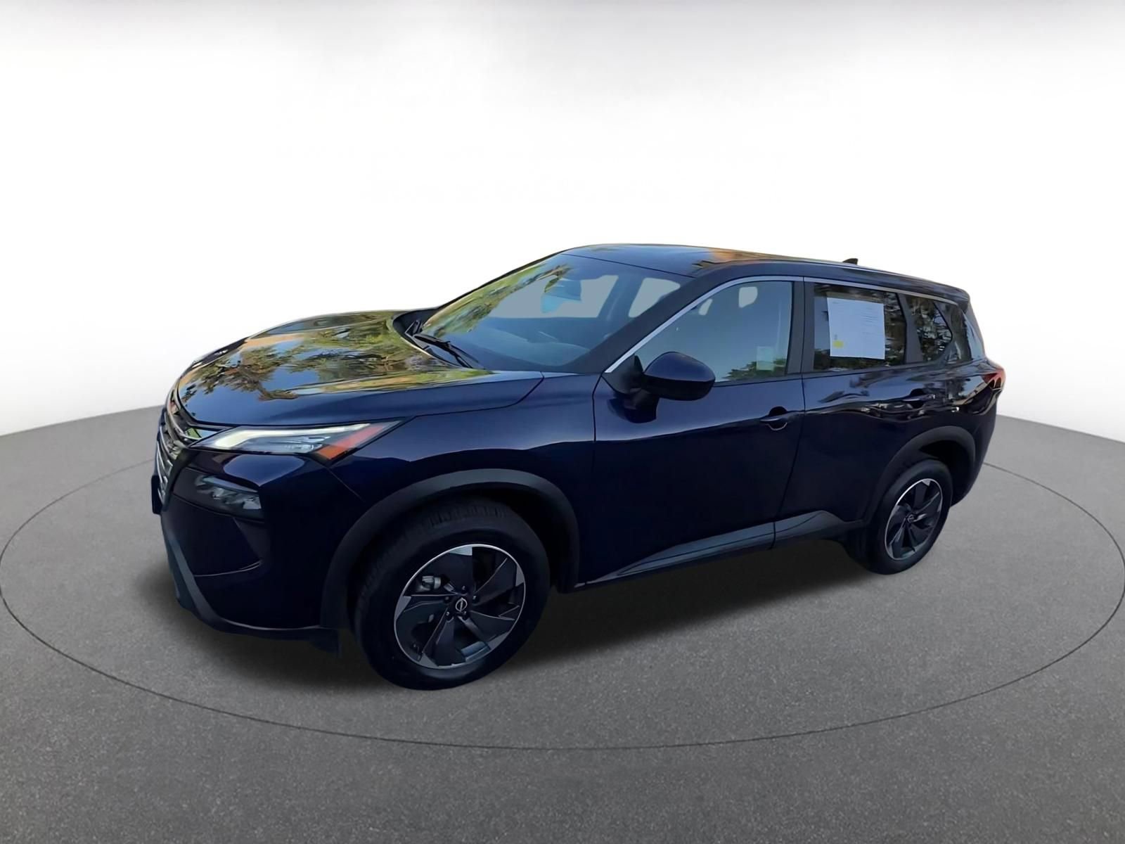 Used 2025 Nissan Rogue SV FWD image 8