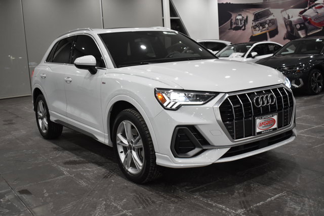 Used 2022 Audi Q3 2.0T Premium Plus image 5