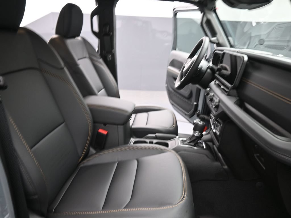 New 2026 Jeep Gladiator Sport AWD/4WD image 27