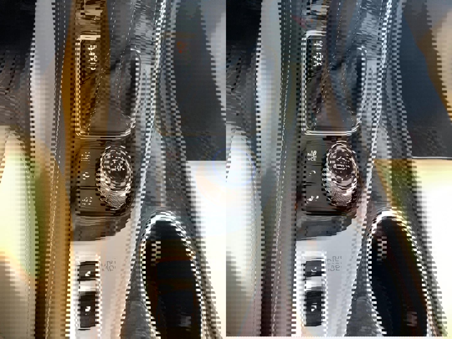 Used 2019 INFINITI Q50 Luxe w/ Essential Package (3.0T Luxe) image 14