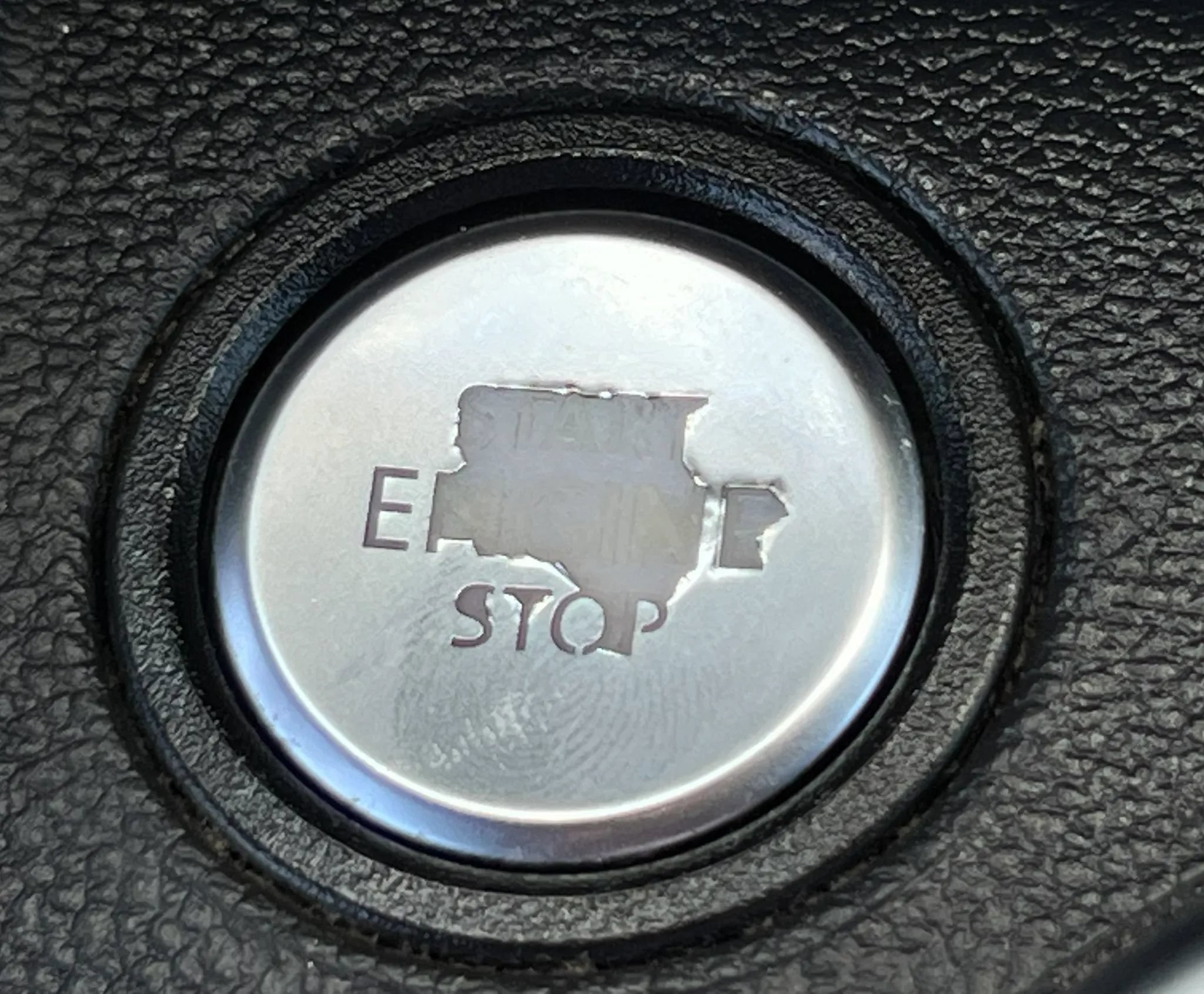 Used 2014 Volkswagen Beetle TDI FWD image 38