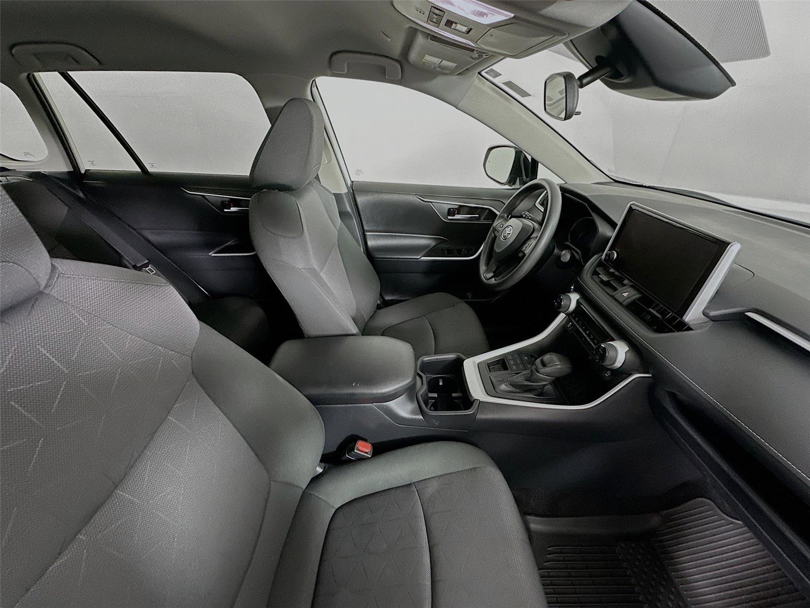 Certified 2025 Toyota RAV4 XLE AWD/4WD image 26