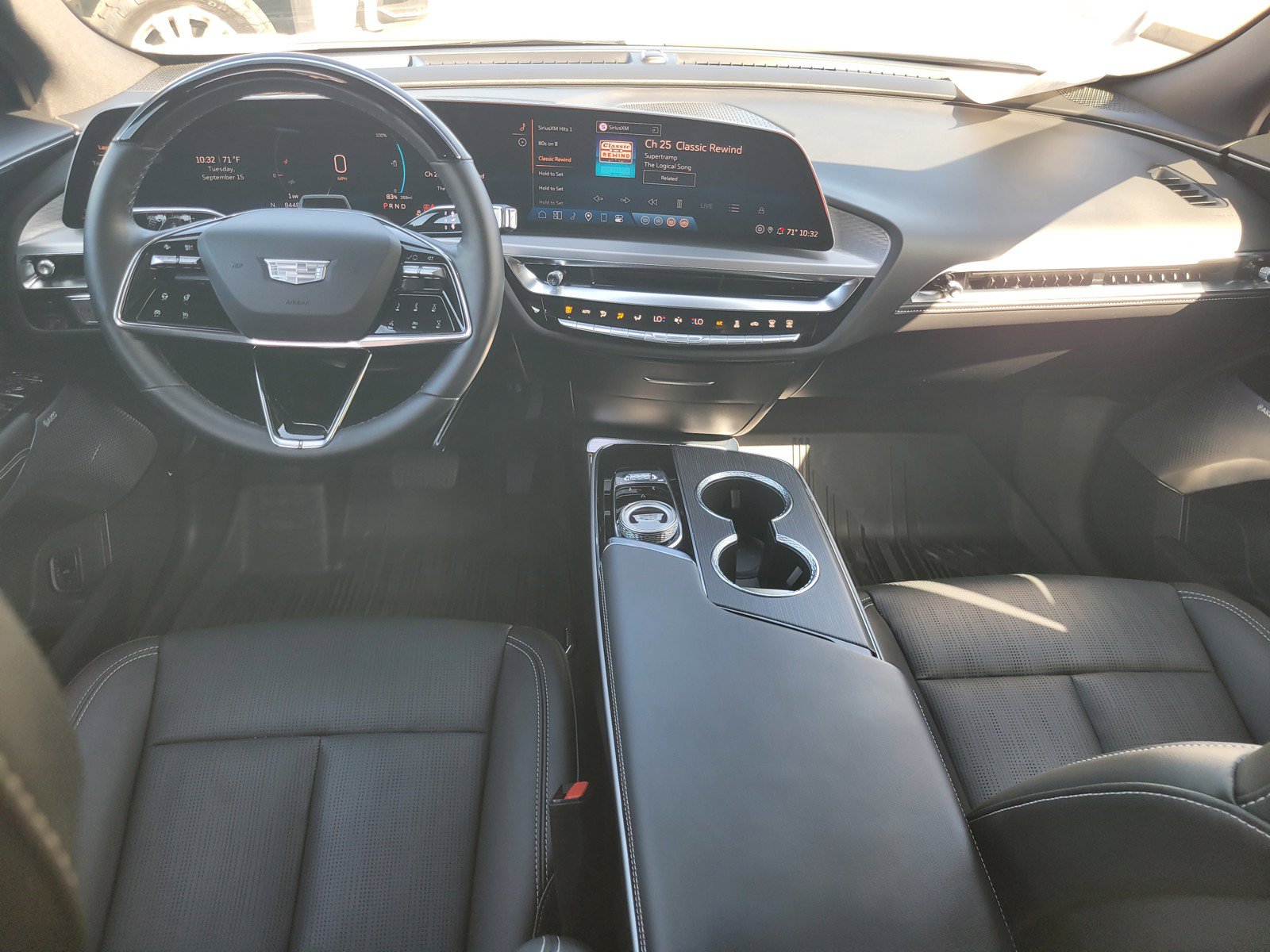Certified 2025 Cadillac Lyriq Luxury w/ LPO, Floor Liner Package AWD/4WD image 12