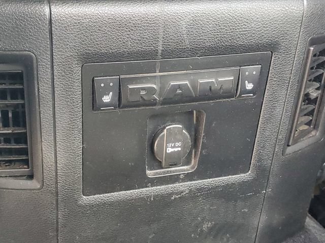 Used 2013 RAM 2500 Laramie w/ Convenience Group AWD/4WD image 32