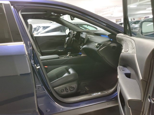 Used 2026 Lexus RX 450h AWD w/ Convenience Package image 27