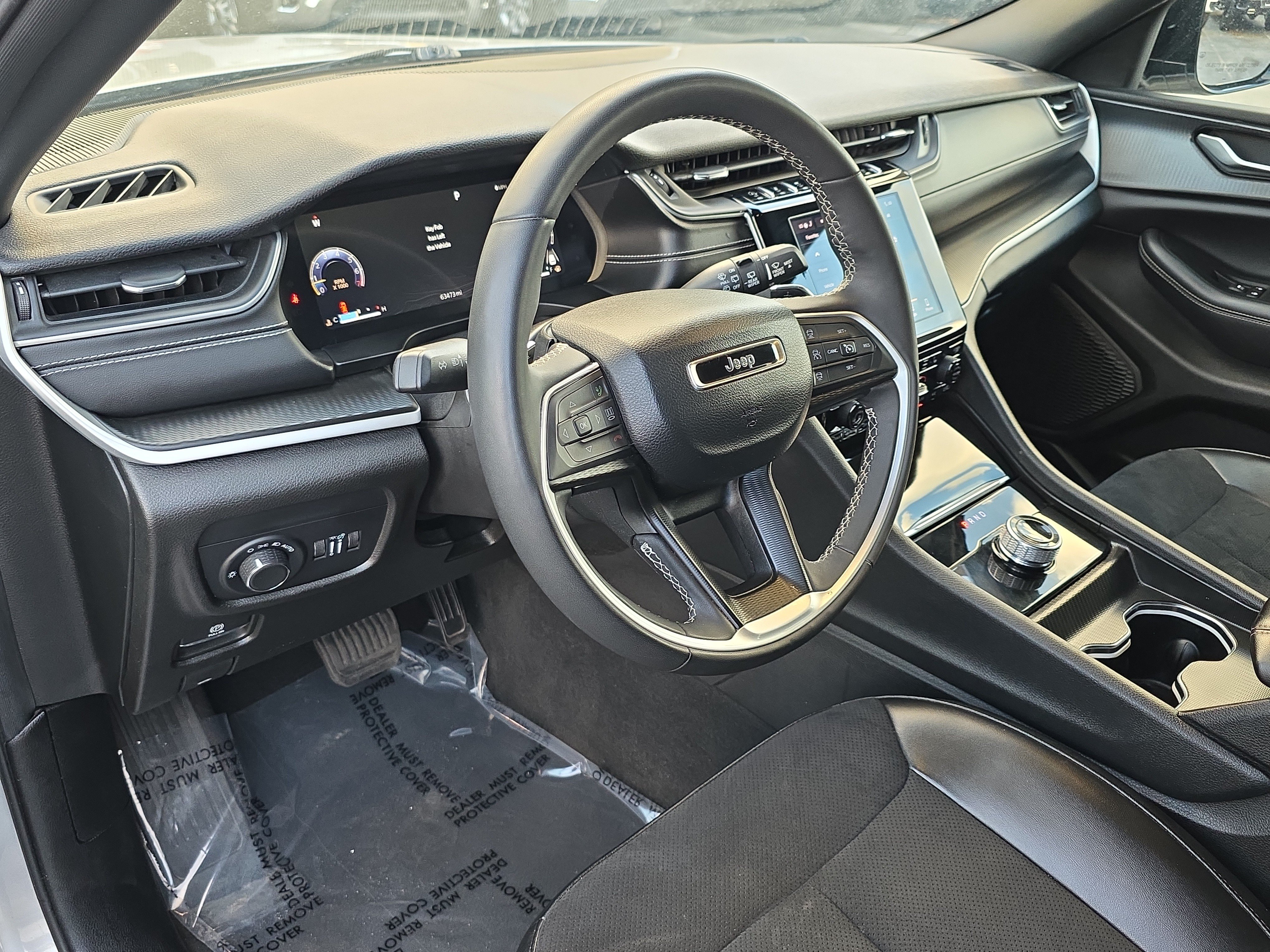 Used 2023 Jeep Grand Cherokee L Laredo RWD image 22