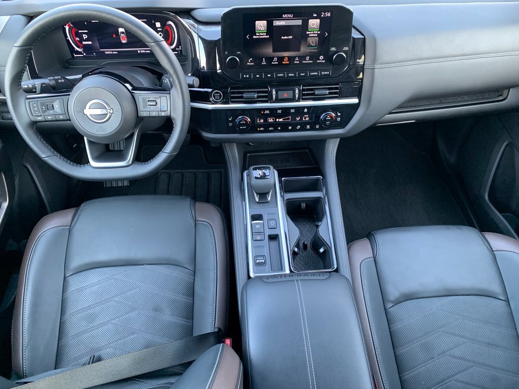 Used 2024 Nissan Pathfinder Platinum w/ Cargo Package image 15