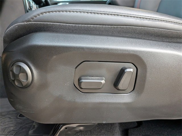 Used 2025 Jeep Gladiator Rubicon image 14