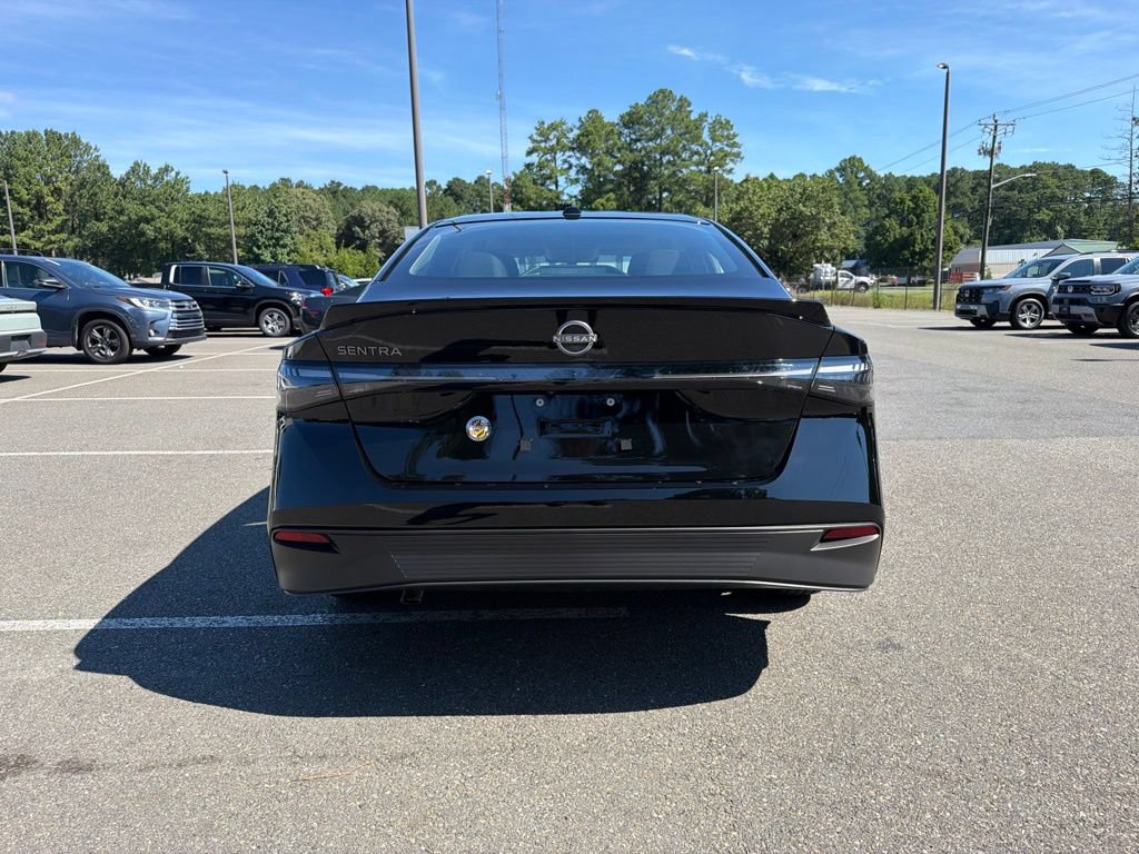 New 2027 Nissan Sentra SV w/ SV Convenience Package FWD image 5