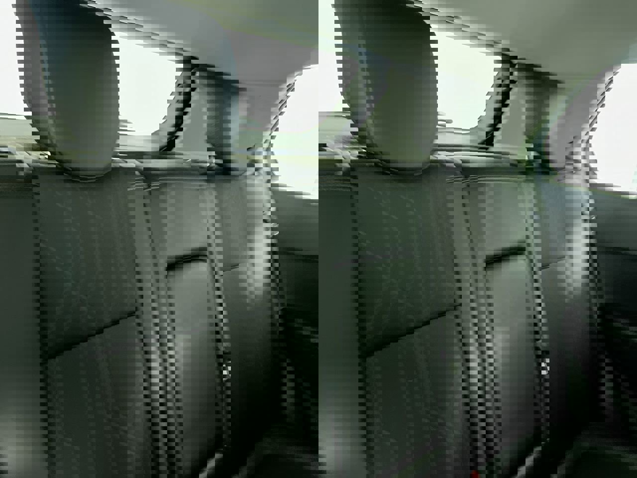 Used 2022 Chevrolet Trax LT w/ LT Convenience Package image 33