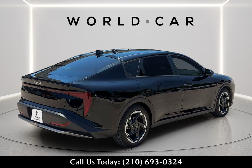 Certified 2025 Kia K4 EX FWD image 7