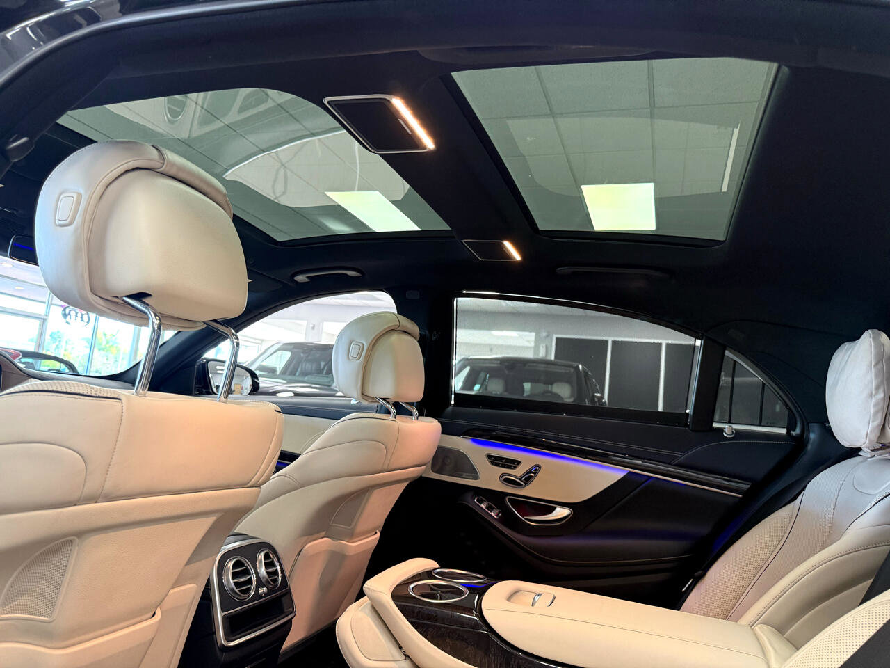 Used 2018 Mercedes-Benz S 560 4MATIC Sedan image 14