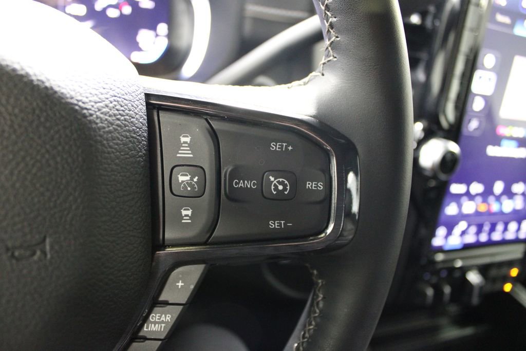 Used 2024 RAM 2500 Limited image 38