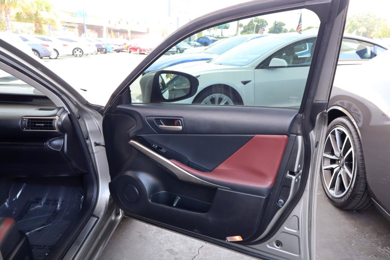 Used 2018 Lexus IS 300 w/ Premium Package RWD image 14