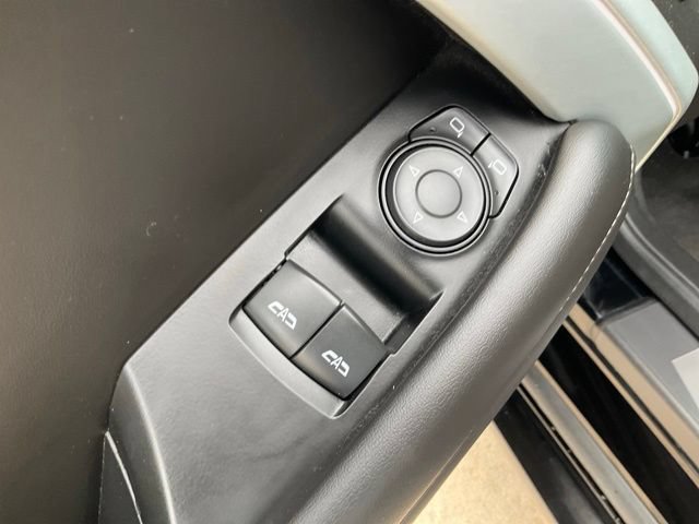 Used 2018 Chevrolet Camaro SS RWD image 5
