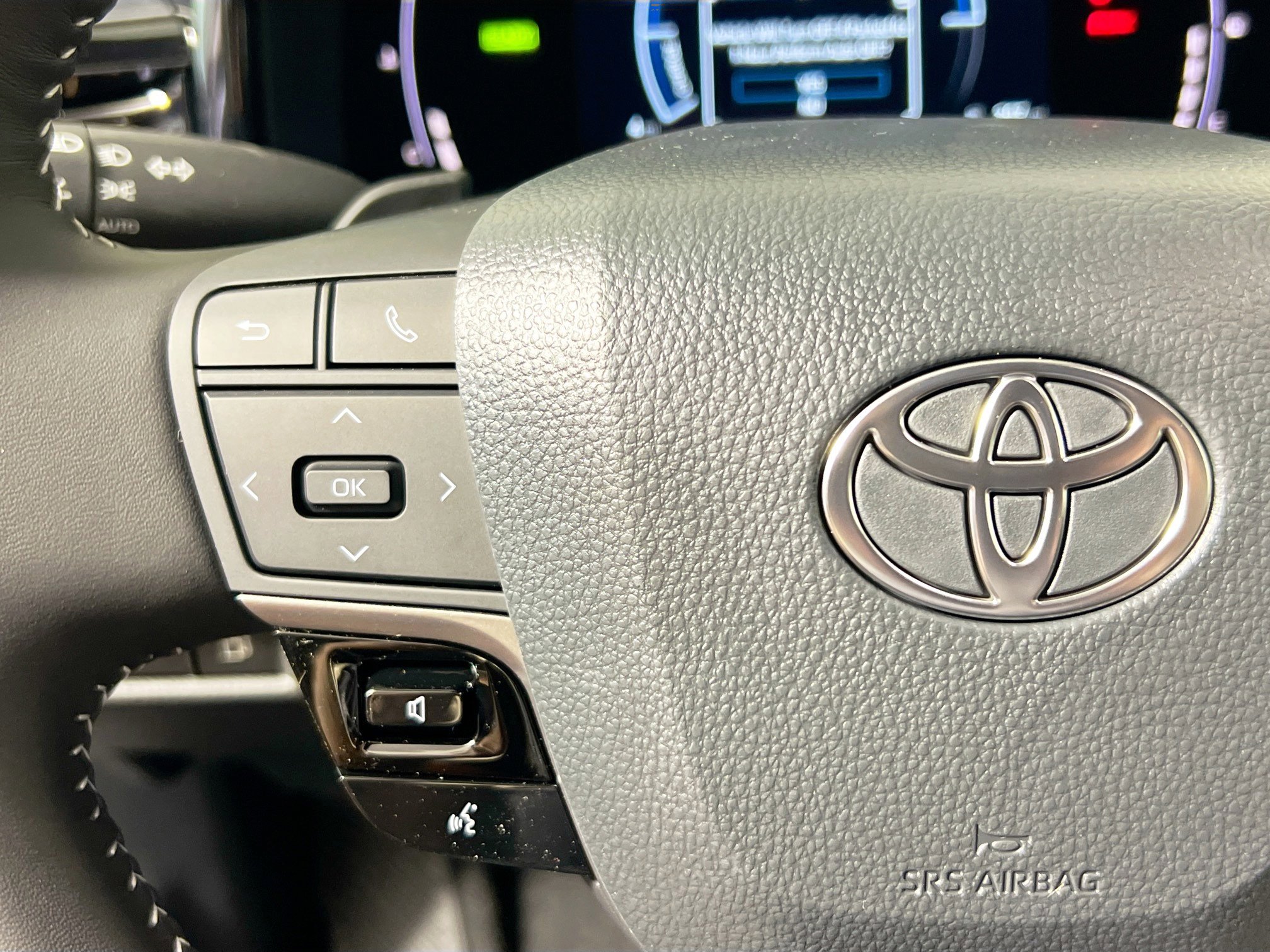 New 2026 Toyota Camry SE image 18