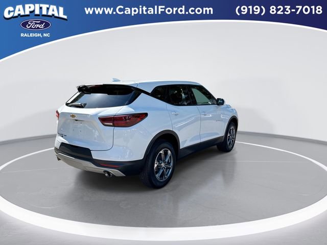 Used 2025 Chevrolet Blazer LT AWD/4WD image 8