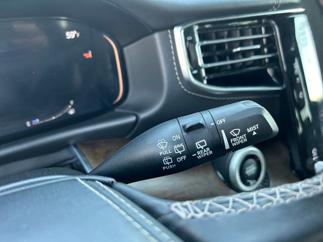 Used 2023 Jeep Grand Wagoneer Series II w/ Flexible Seating Group AWD/4WD image 15