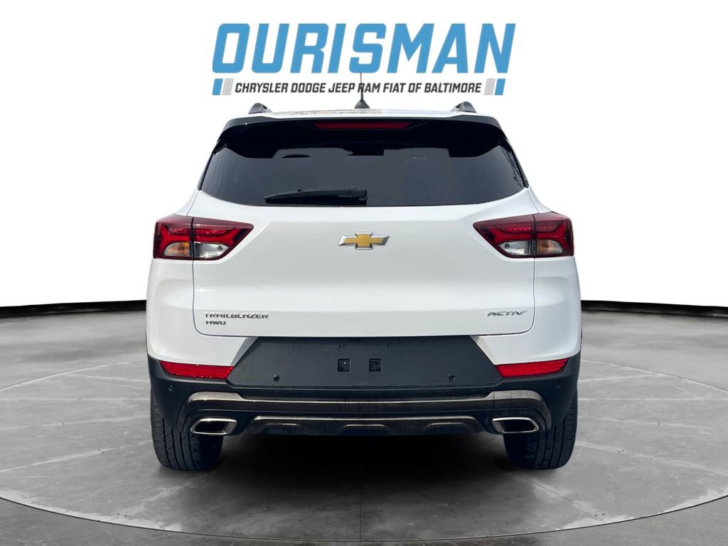 Used 2022 Chevrolet TrailBlazer ACTIV w/ Sun and Liftgate Package image 5