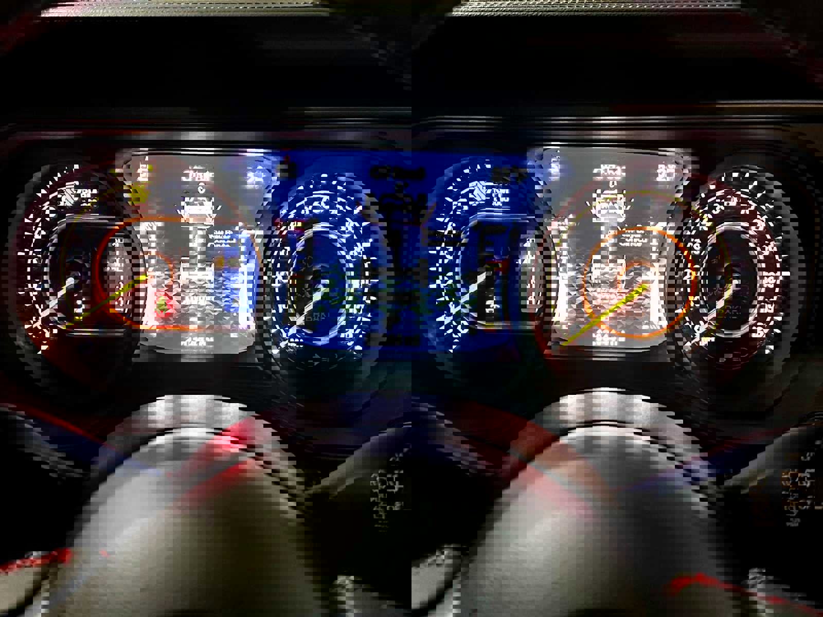 Used 2024 Jeep Wrangler Unlimited Rubicon w/ Capability Package image 25