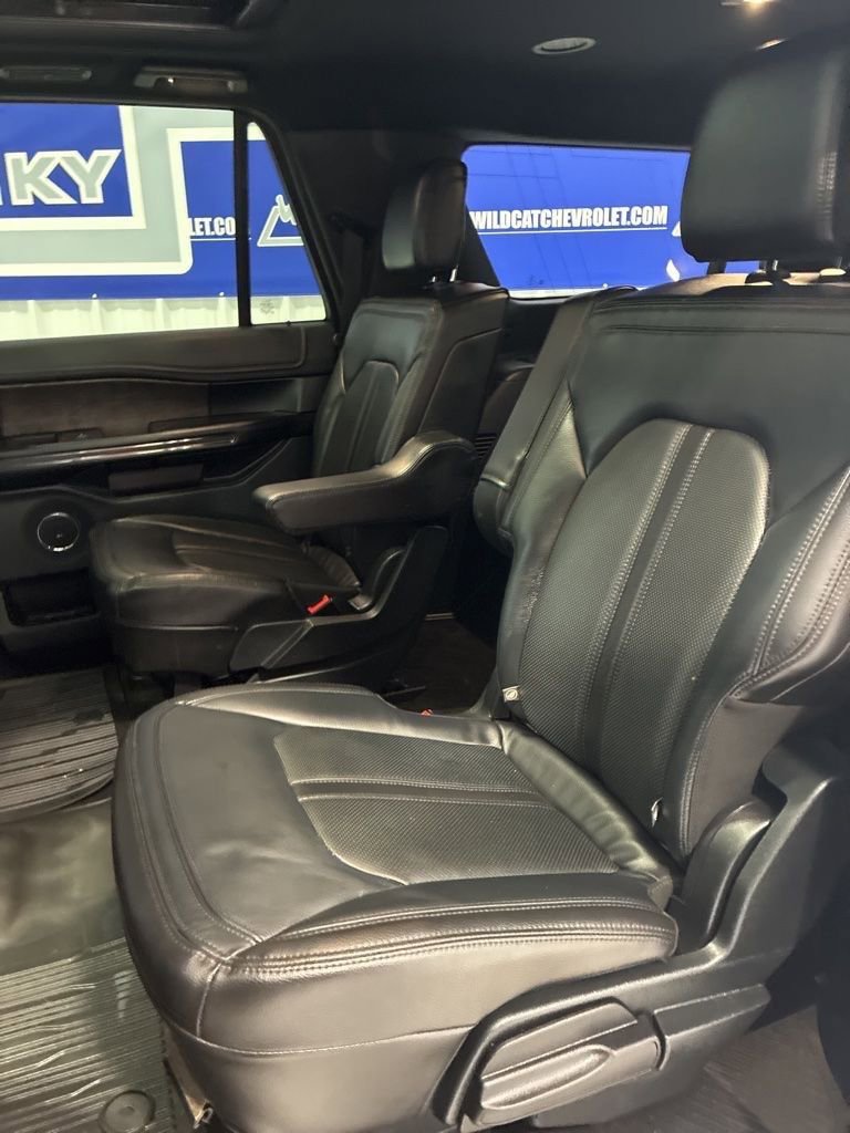 Used 2018 Ford Expedition Max Limited w/ Equipment Group 301A RWD image 36