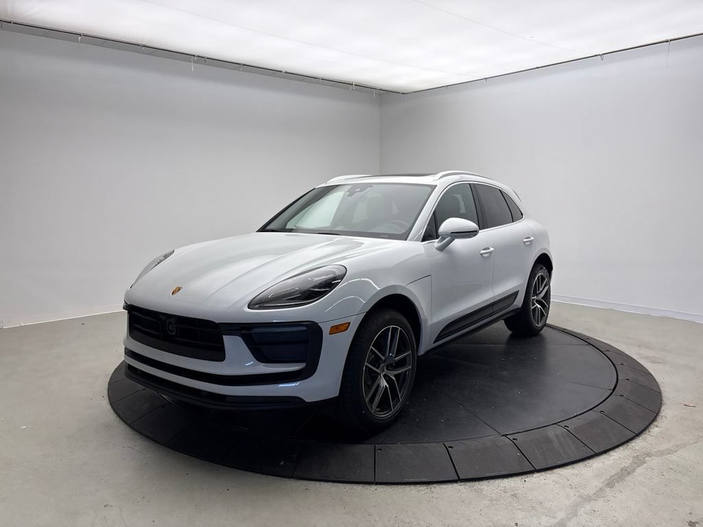 New 2026 Porsche Macan AWD/4WD image 1