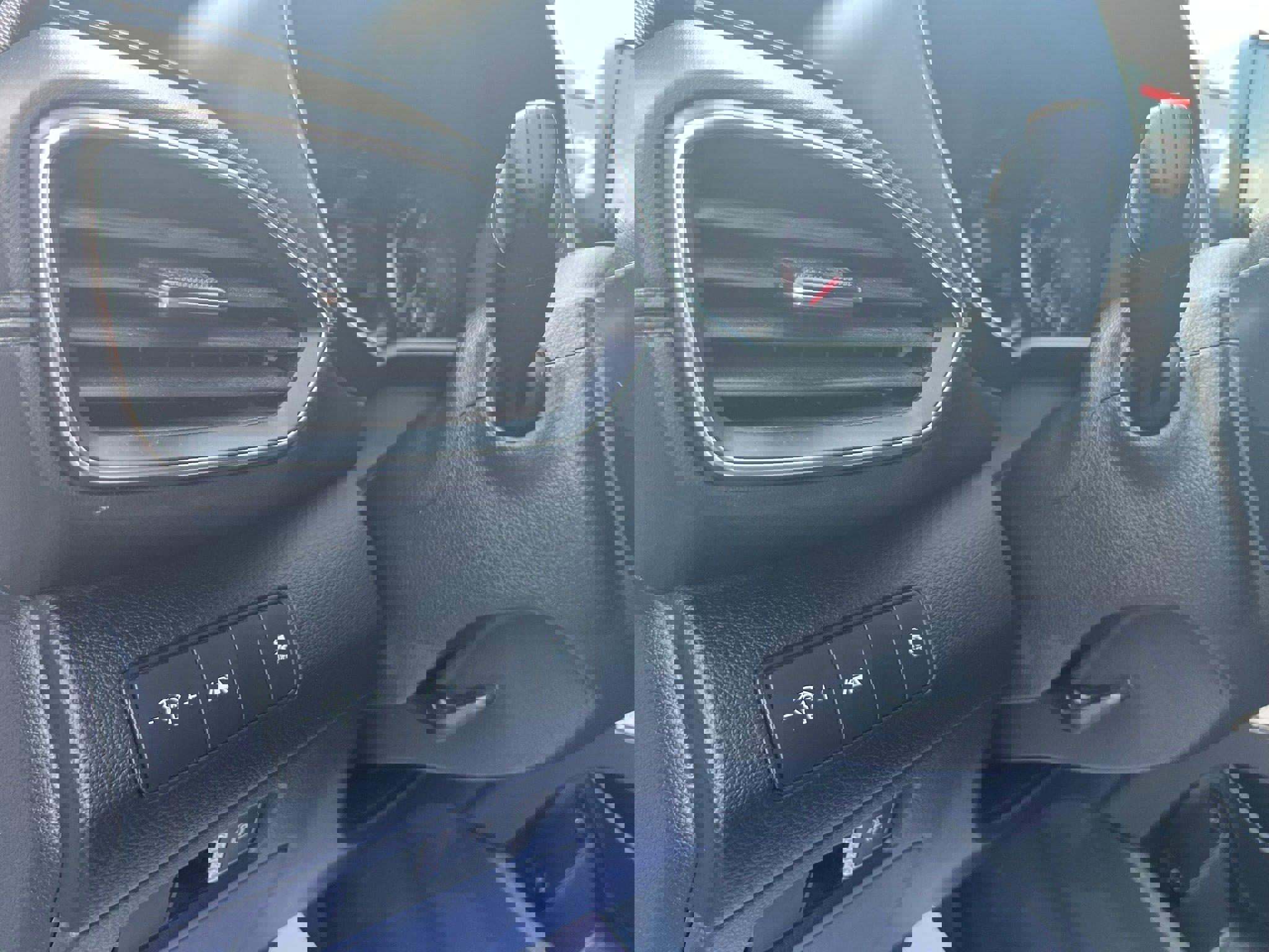 Used 2022 Hyundai Santa Fe SE image 19